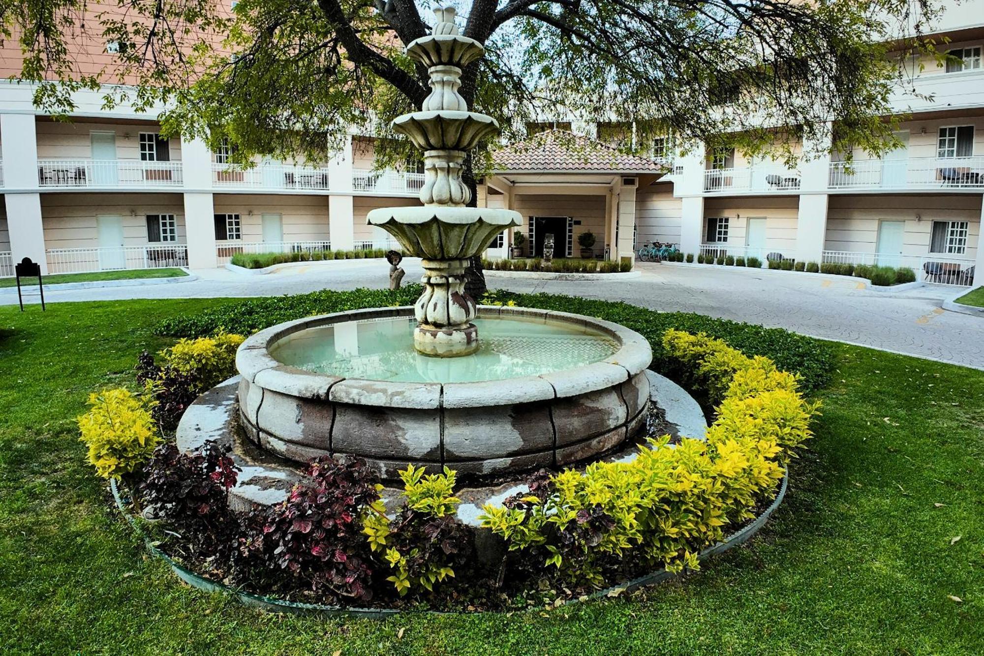 تولا دي أليندي Hotel Real Del Bosque Golf And Spa المظهر الخارجي الصورة