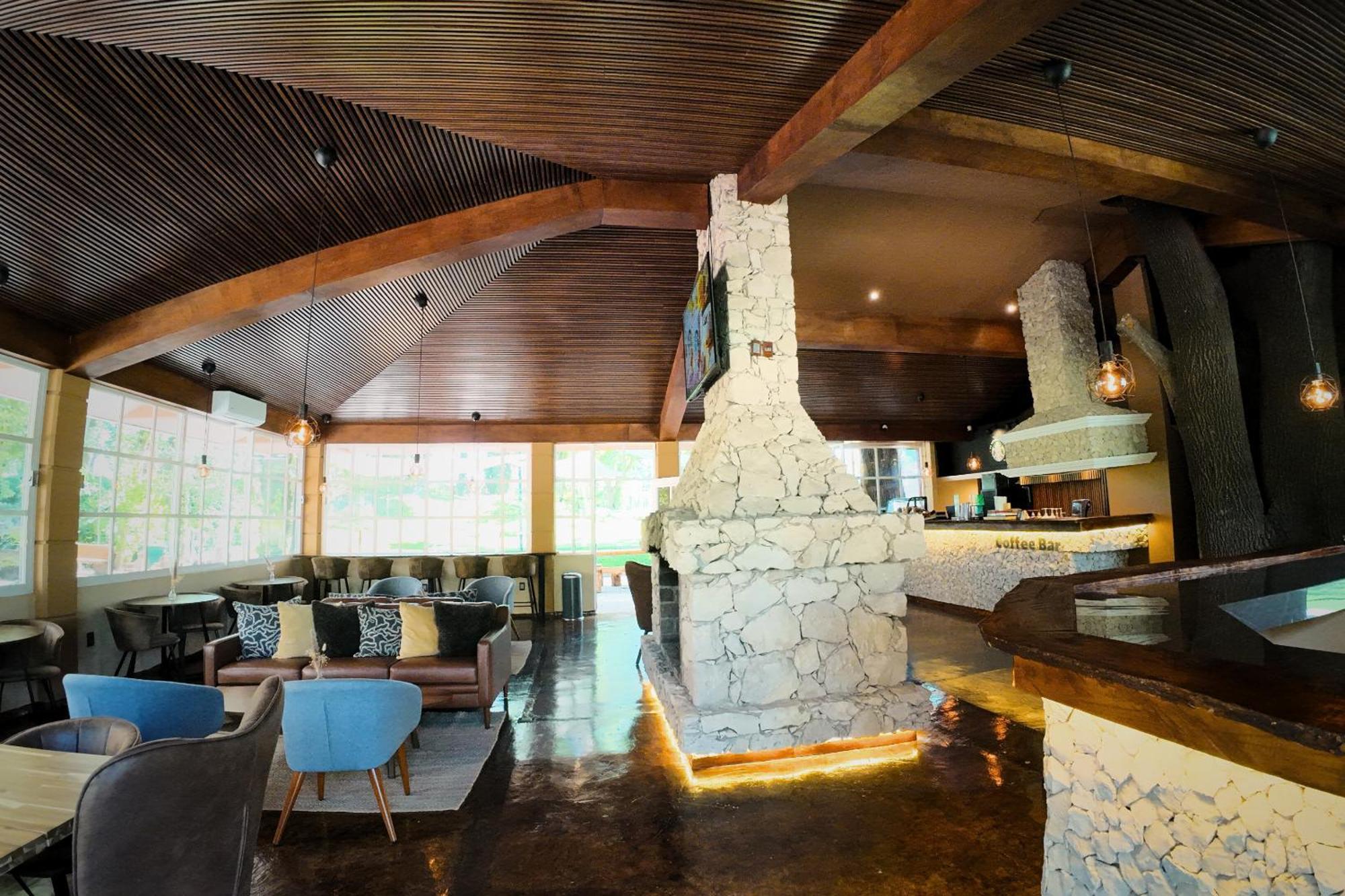 تولا دي أليندي Hotel Real Del Bosque Golf And Spa المظهر الخارجي الصورة