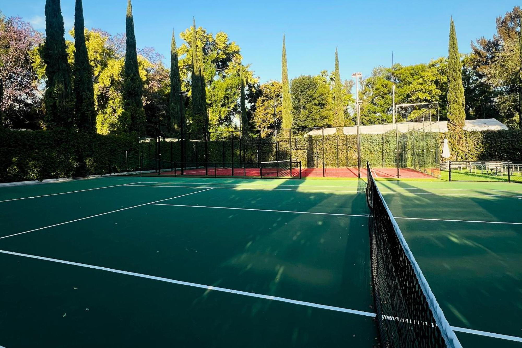 تولا دي أليندي Hotel Real Del Bosque Golf And Spa المظهر الخارجي الصورة