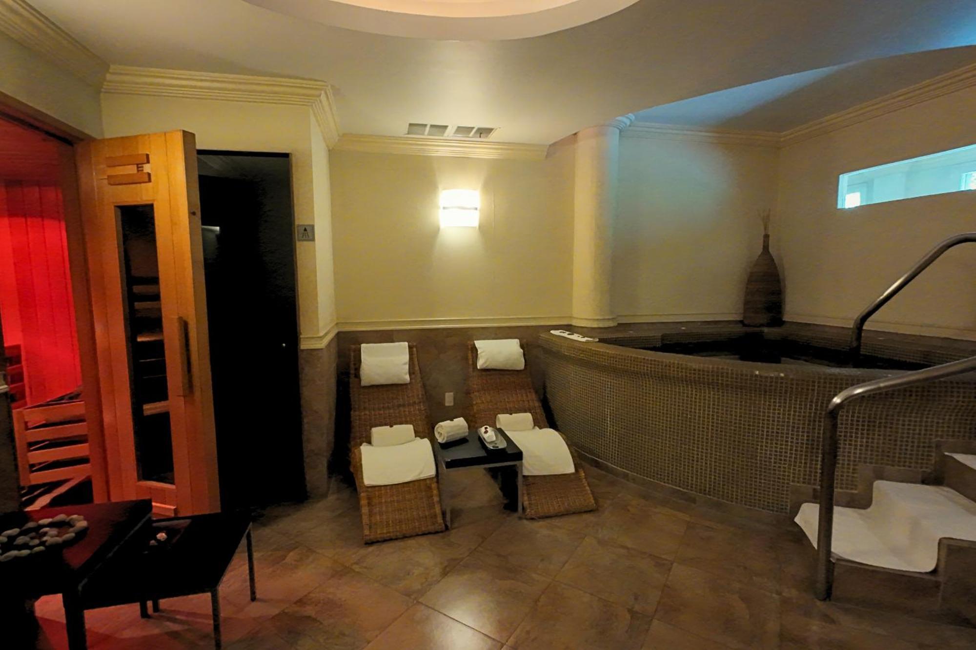 تولا دي أليندي Hotel Real Del Bosque Golf And Spa المظهر الخارجي الصورة